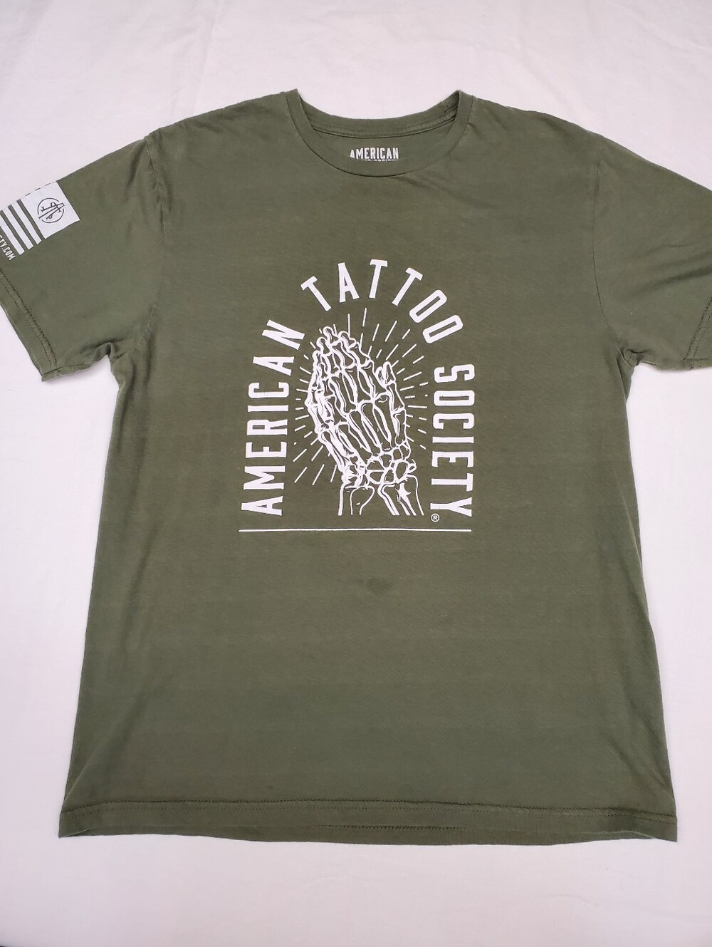 American Tattoo Society Olive Green Praying Hands Graphic Tee Size M